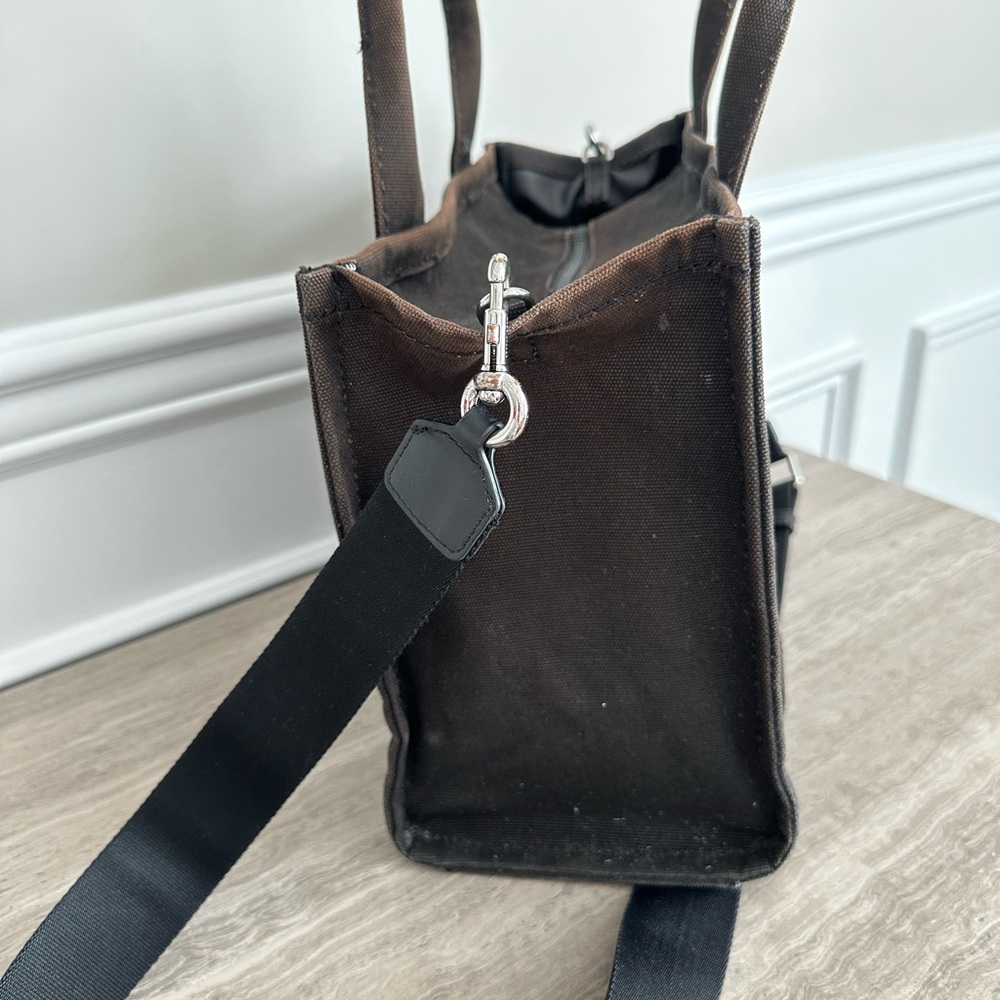 Marc Jacobs Black Canvas Tote Bag - Picture 8 of 11